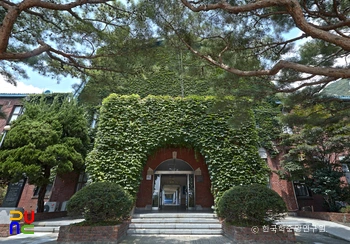 서울 경기상업고등학교 본관 정면