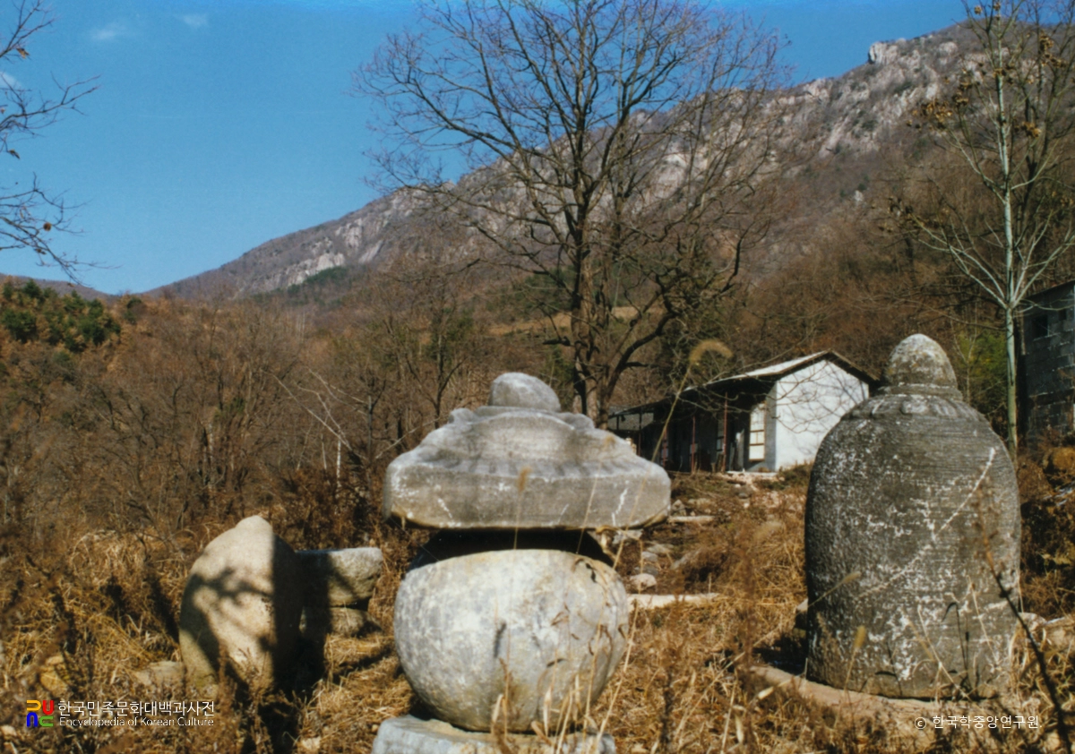 완주 안심사 금강계단 전경