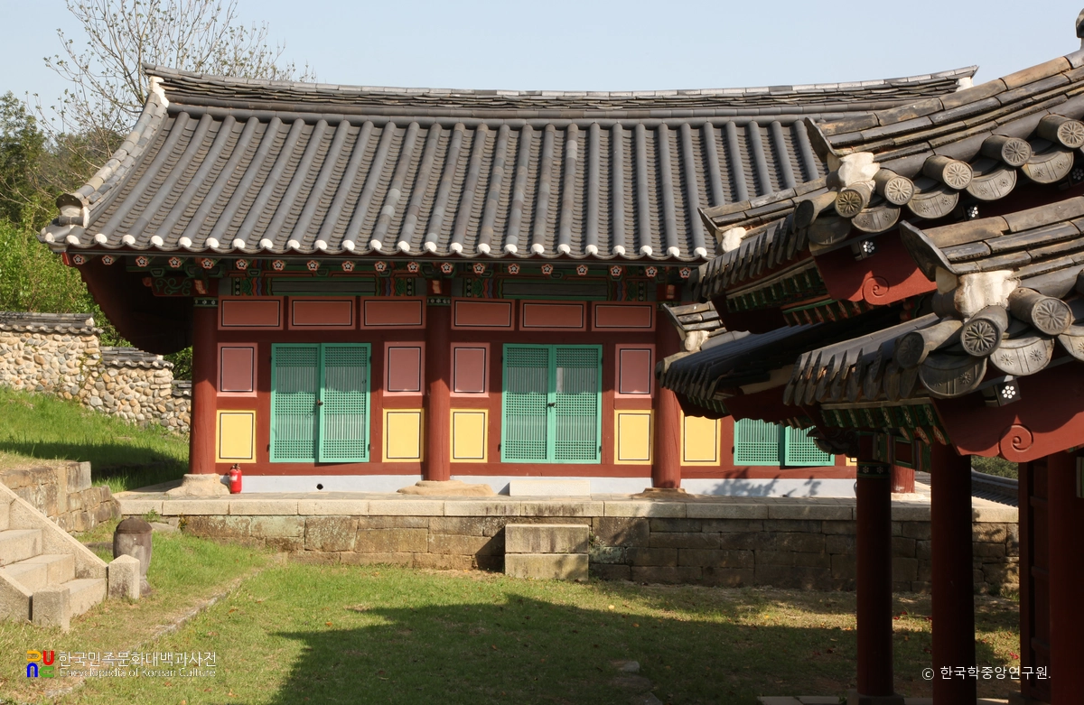 진주 진주향교 중 동무