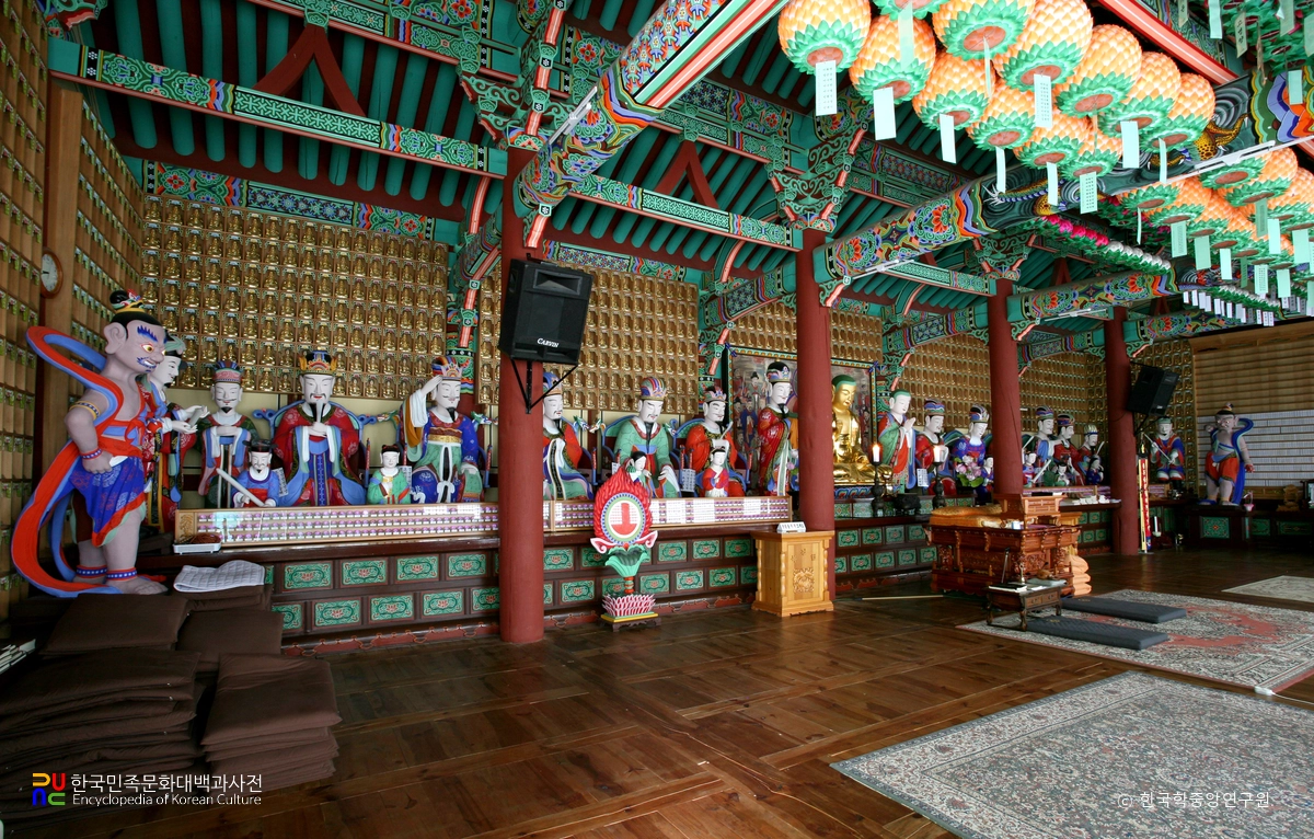 완주 송광사 명부전 소조지장보살삼존상 및 권속상 일괄