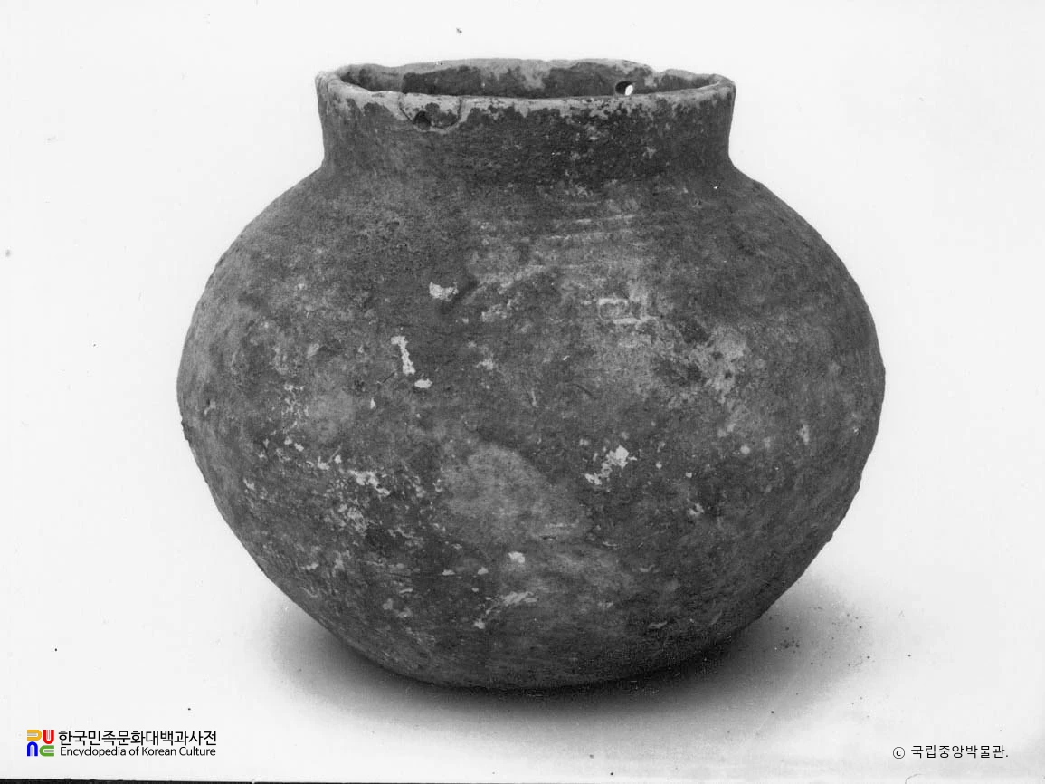 평안남도 대동군 상리 철도용지 고분 출토 호