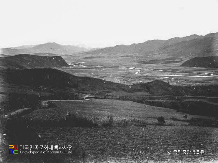 함북 부령 부거동 고분과 토성지