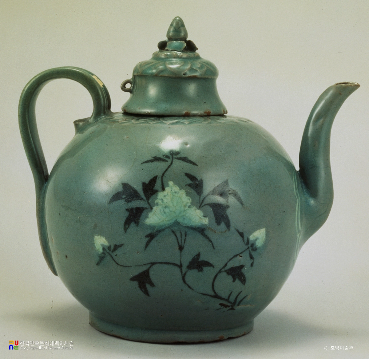 청자 상감모란문 주전자