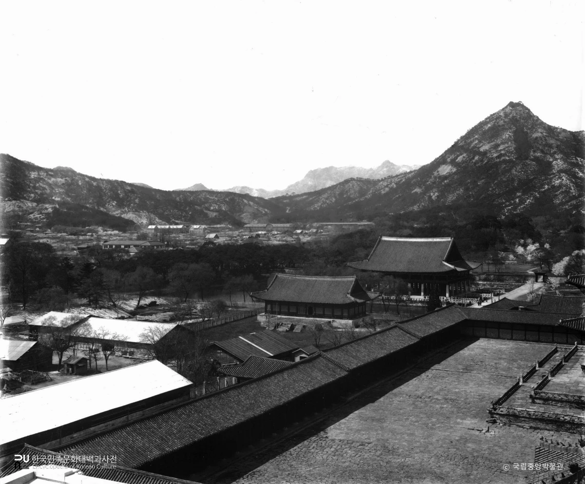 총독부 청사에서 본 경복궁 서쪽 전경