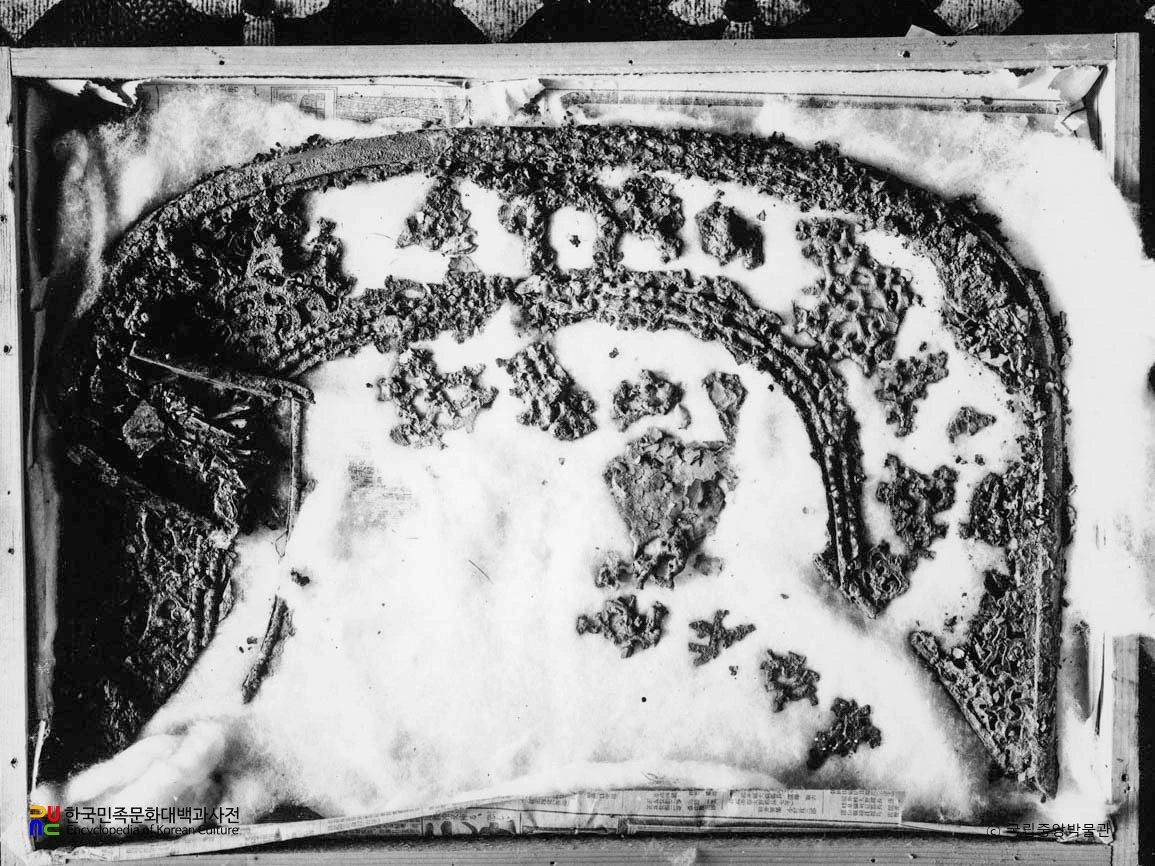 경남 창녕 교동 고분군 출토 안교