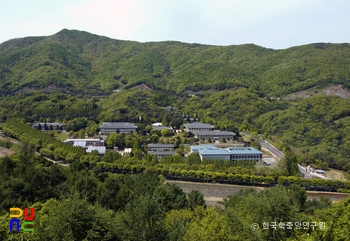 한국학중앙연구원 /  전경