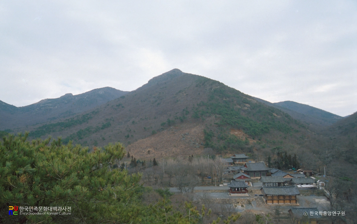 영취산