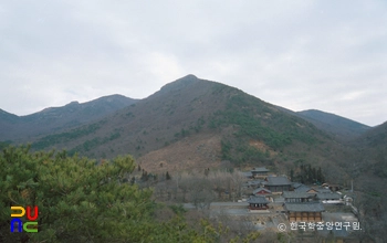 영취산