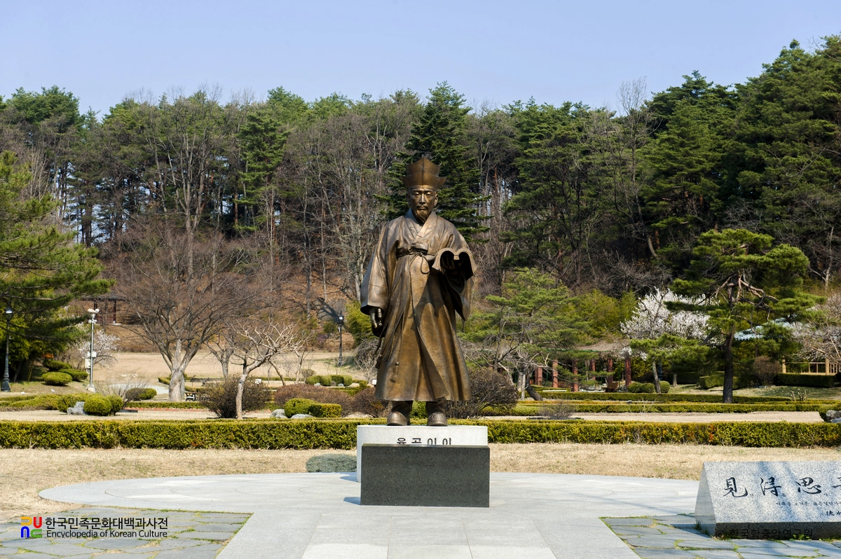 강릉 오죽헌 율곡 이이 동상