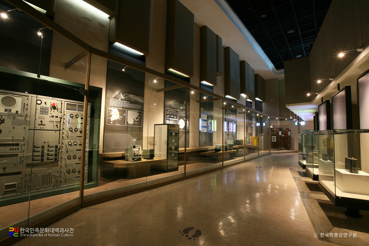 국립등대박물관 1층 전시실