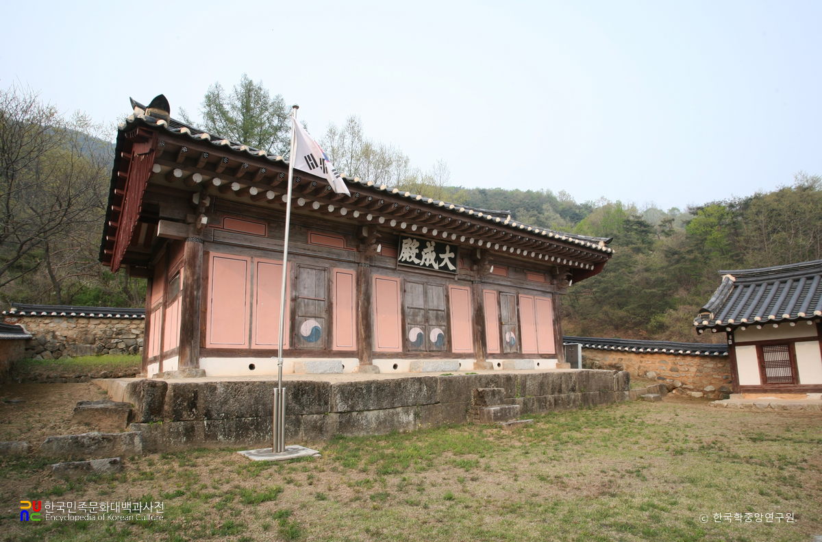 문경향교 대성전