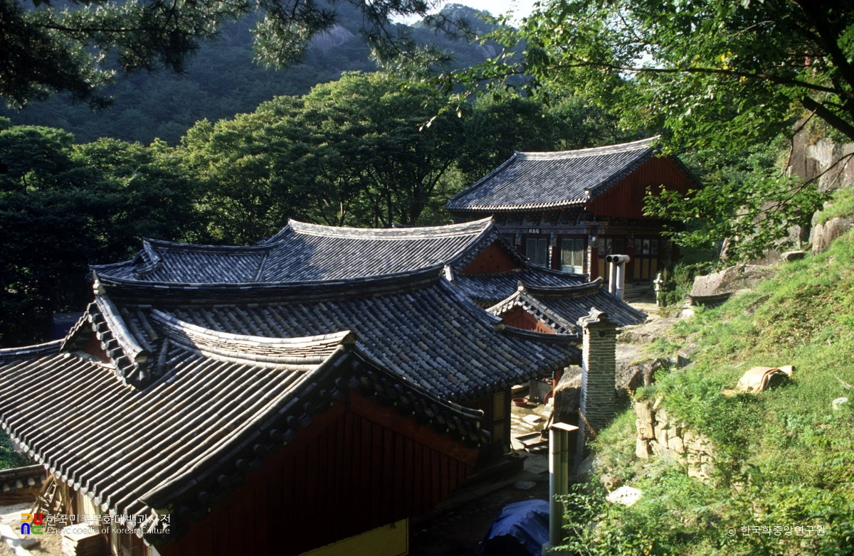 보은 법주사 복천암 전경