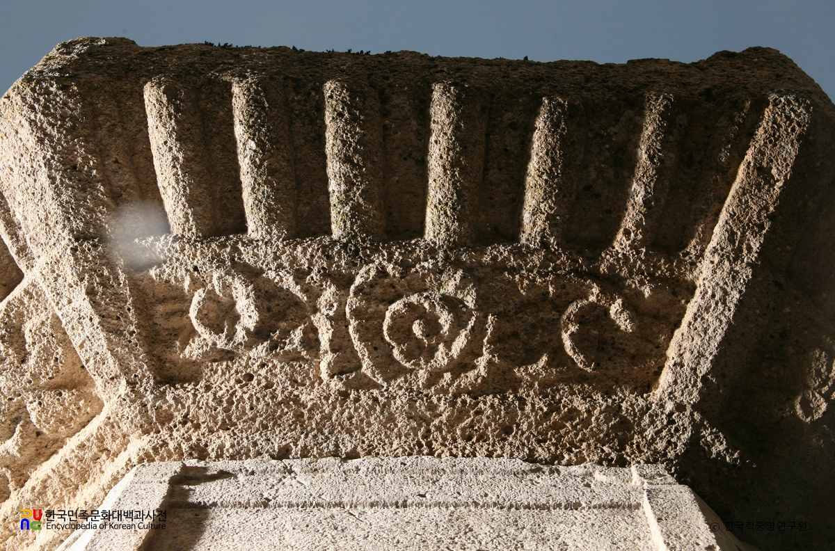 장흥 보림사 보조선사탑 옥개석