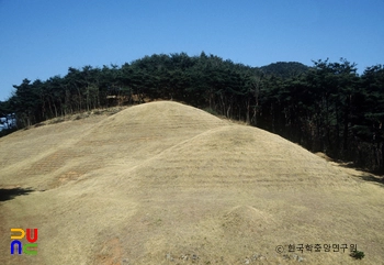 의령 중동리 고분군 전경