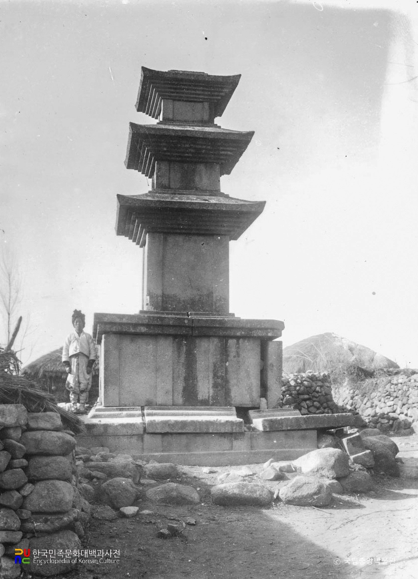 창녕 술정리 동삼층석탑