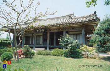 경주 수봉정 정측면
