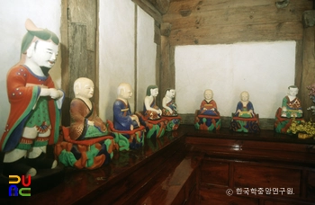 구례 화엄사 나한전 나한상