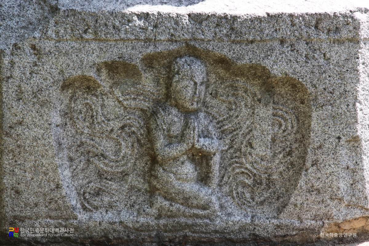 진주 용암사지 승탑 아래받침돌