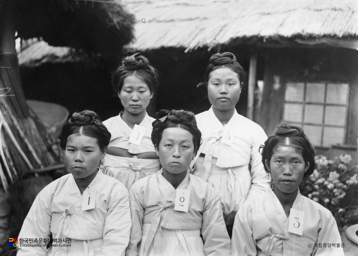 평안남도 순천군 여인들의 모습