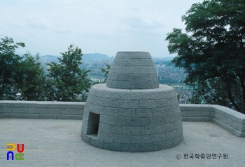 서울 아차산 봉수대 터