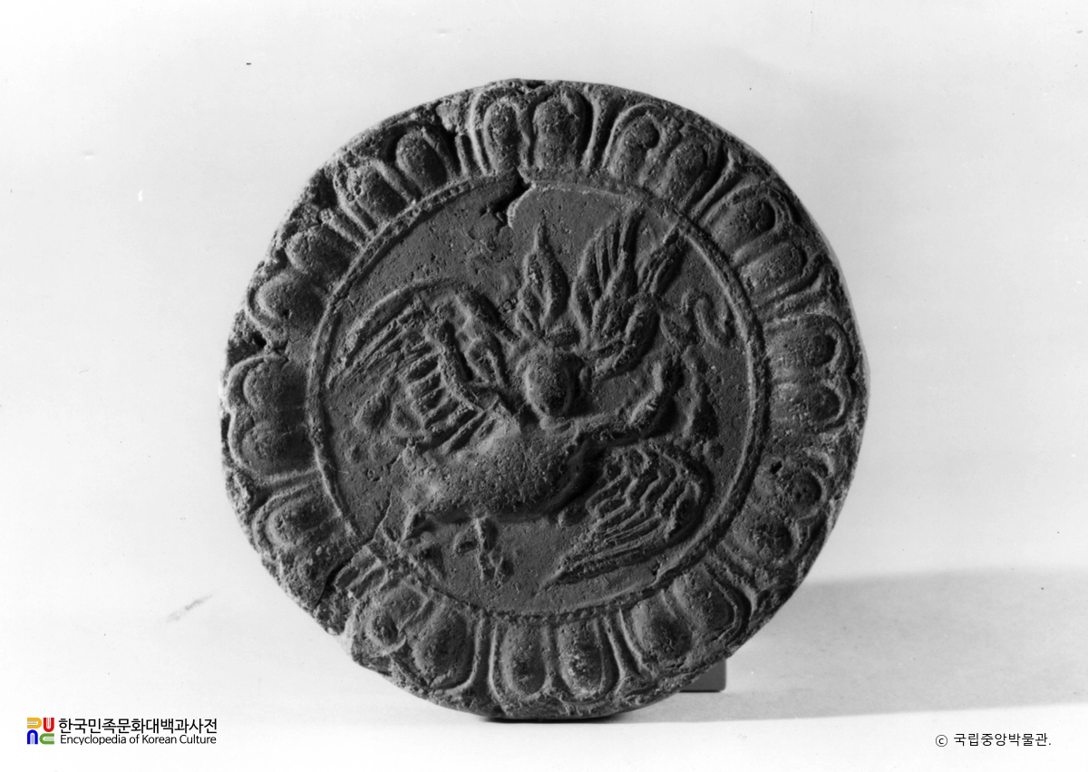 가릉빈가문 / 와당