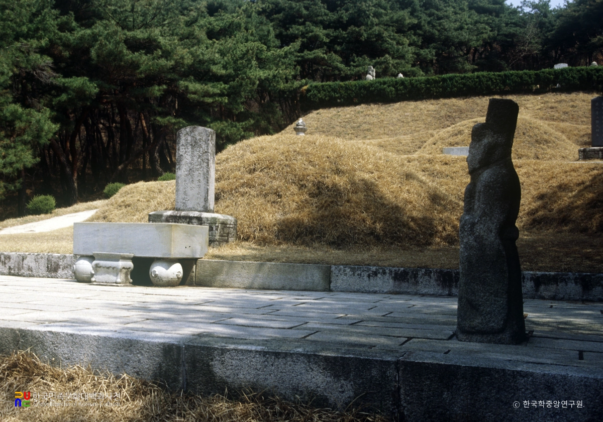 파주 신사임당 묘 전경