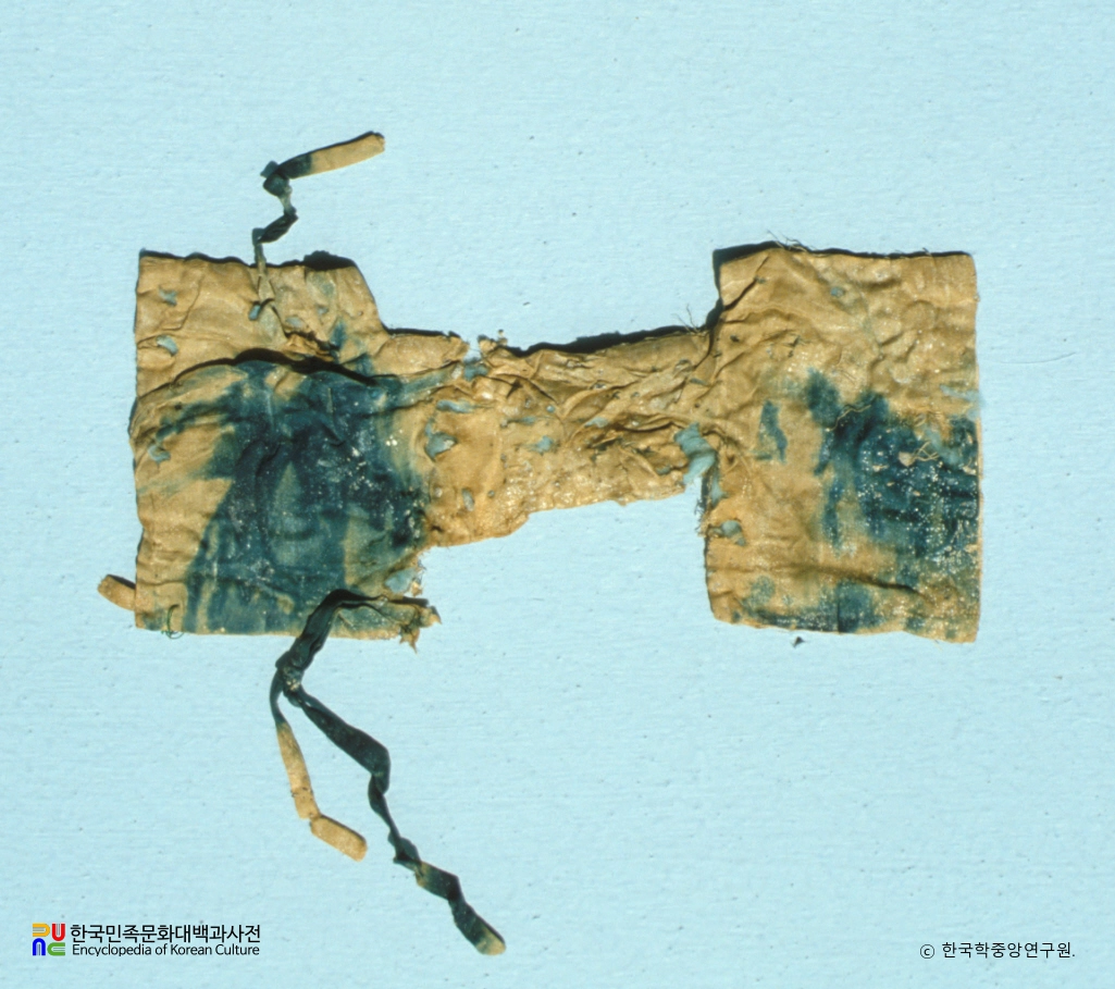 과천 출토 광주이씨 의복 악수