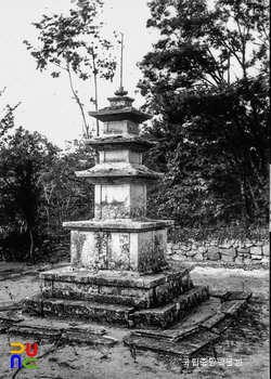 대구 동화사 금당암 동ㆍ서 삼층석탑 중 서탑
