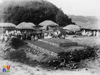 경주 대릉원 일원 중 서봉총 발굴 조사 후 공양식 제단 전경