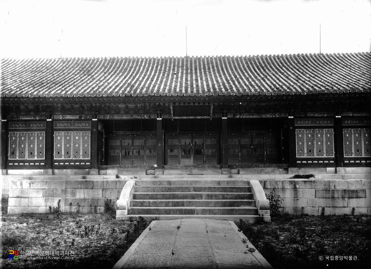 서울 경복궁 강녕전 정면 중앙부