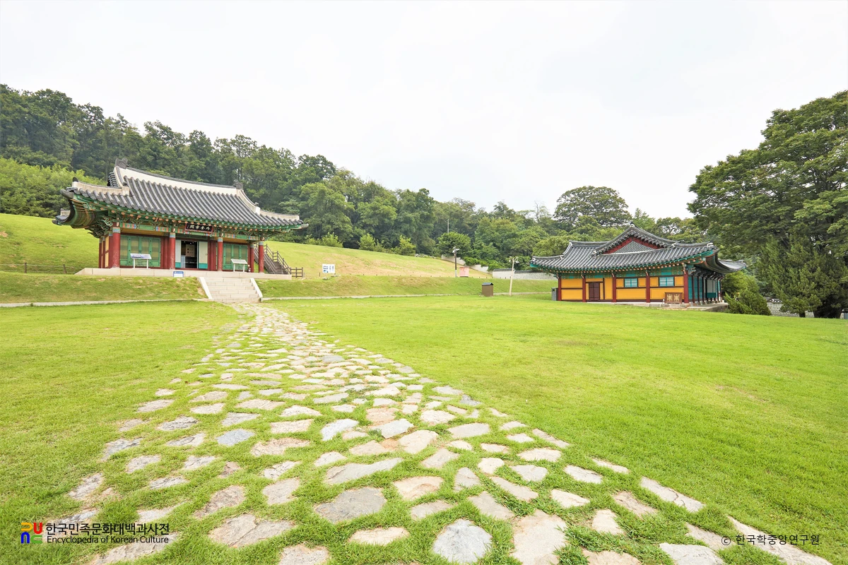 강화 외규장각과 강화유수부 동헌 전경