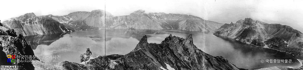 백두산 천지 전경(파노라마)