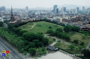 서울 방이동 고분군 전경