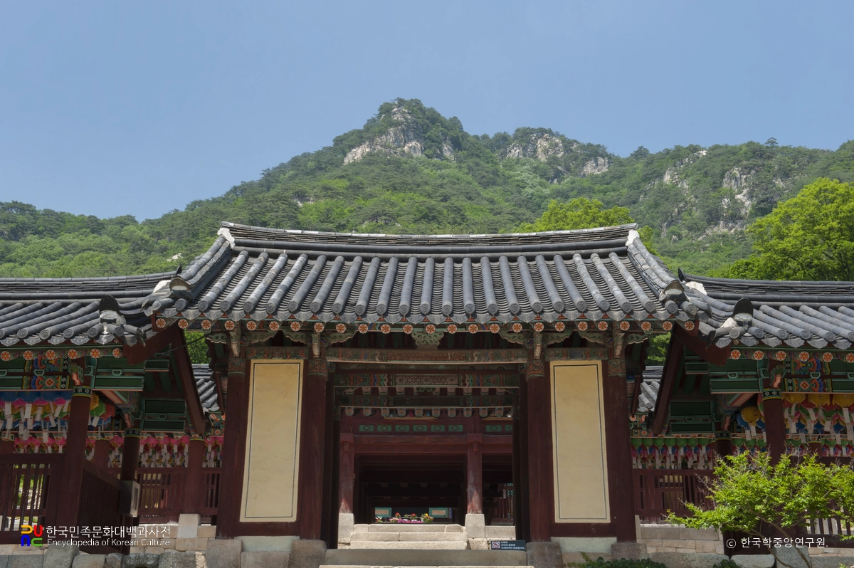 춘천 청평사 회전문