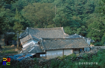 관선재