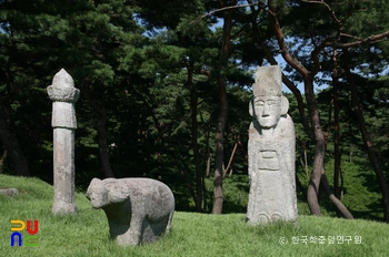 아산 이충무공 묘 석물