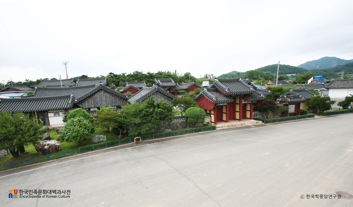 영암 구고사 및 김완장군 부조묘 전경