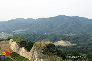 보은 삼년산성 전경