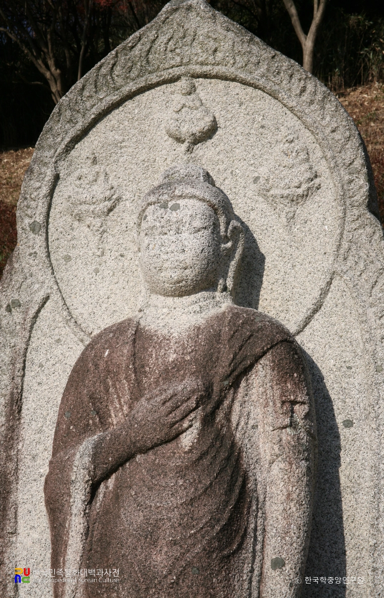 안성 봉업사지 석조여래입상