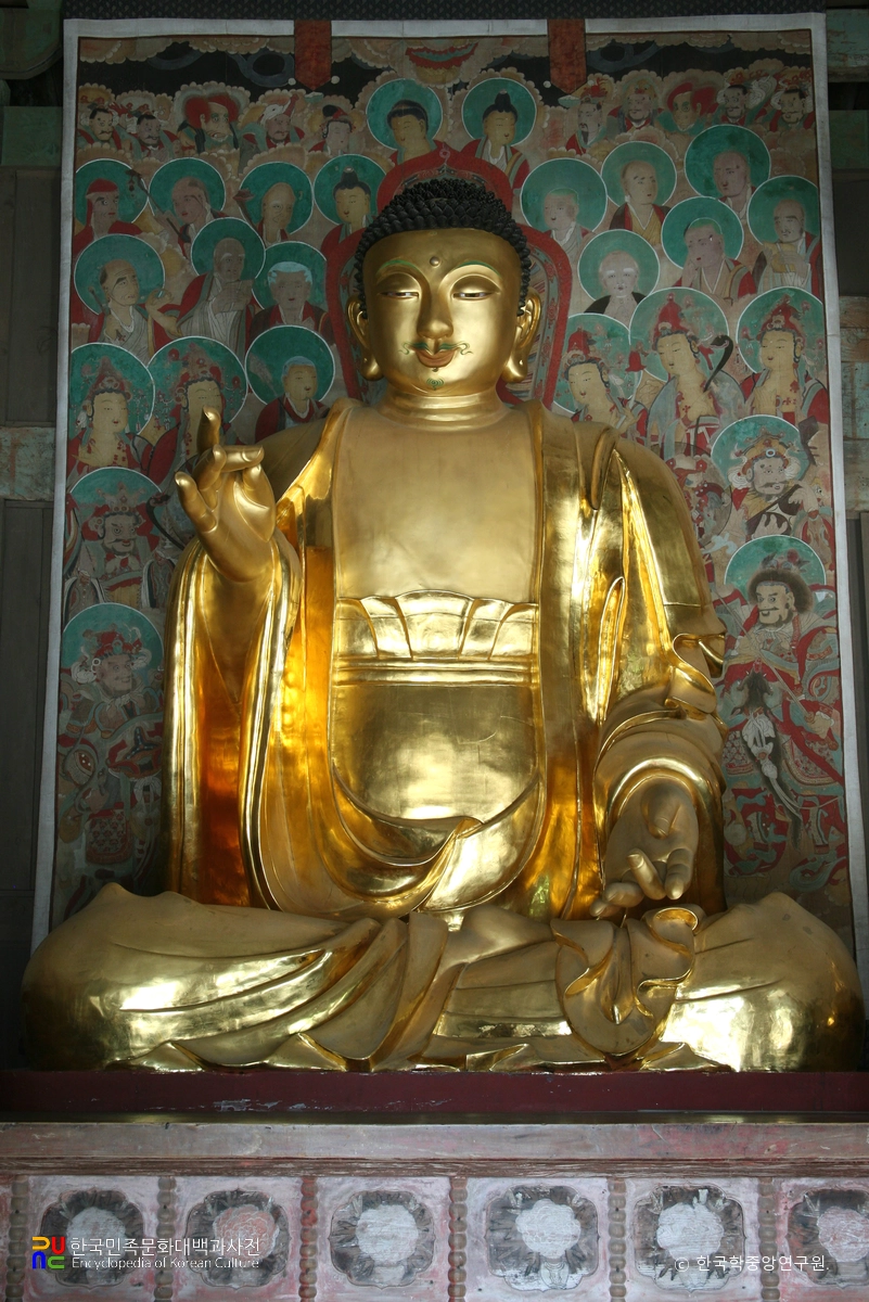 경주 기림사 소조비로자나삼불좌상