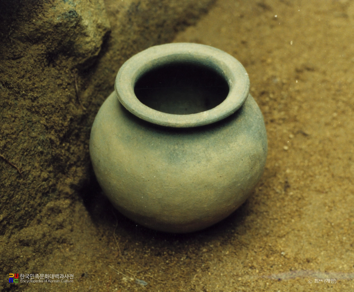 정선 신월리 고분