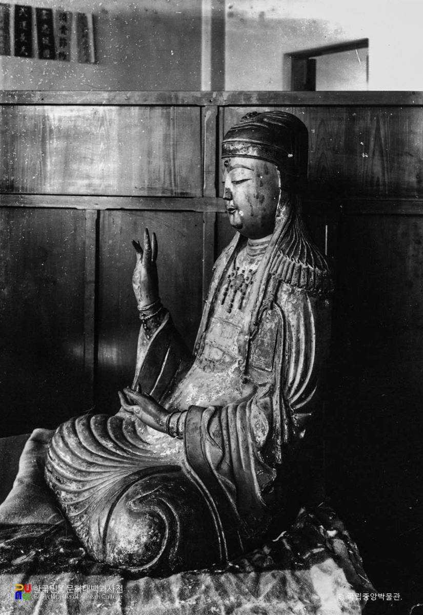 고창 선운사 금동보살좌상 측면