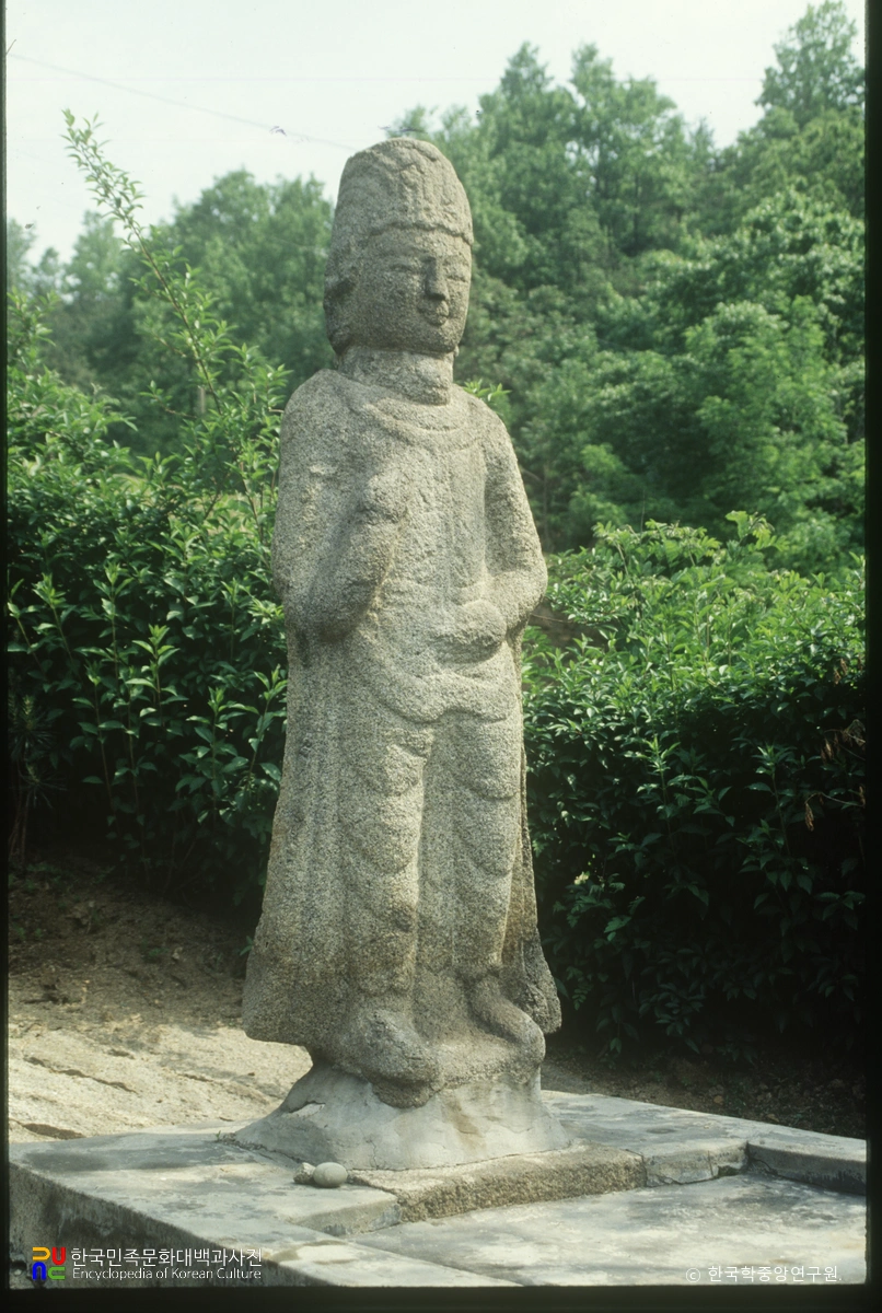원주 봉산동 석조보살입상