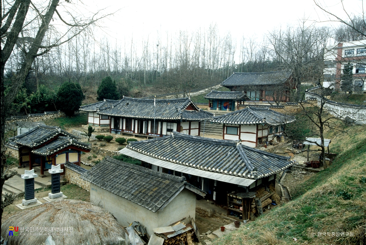 군산 임피향교 전경