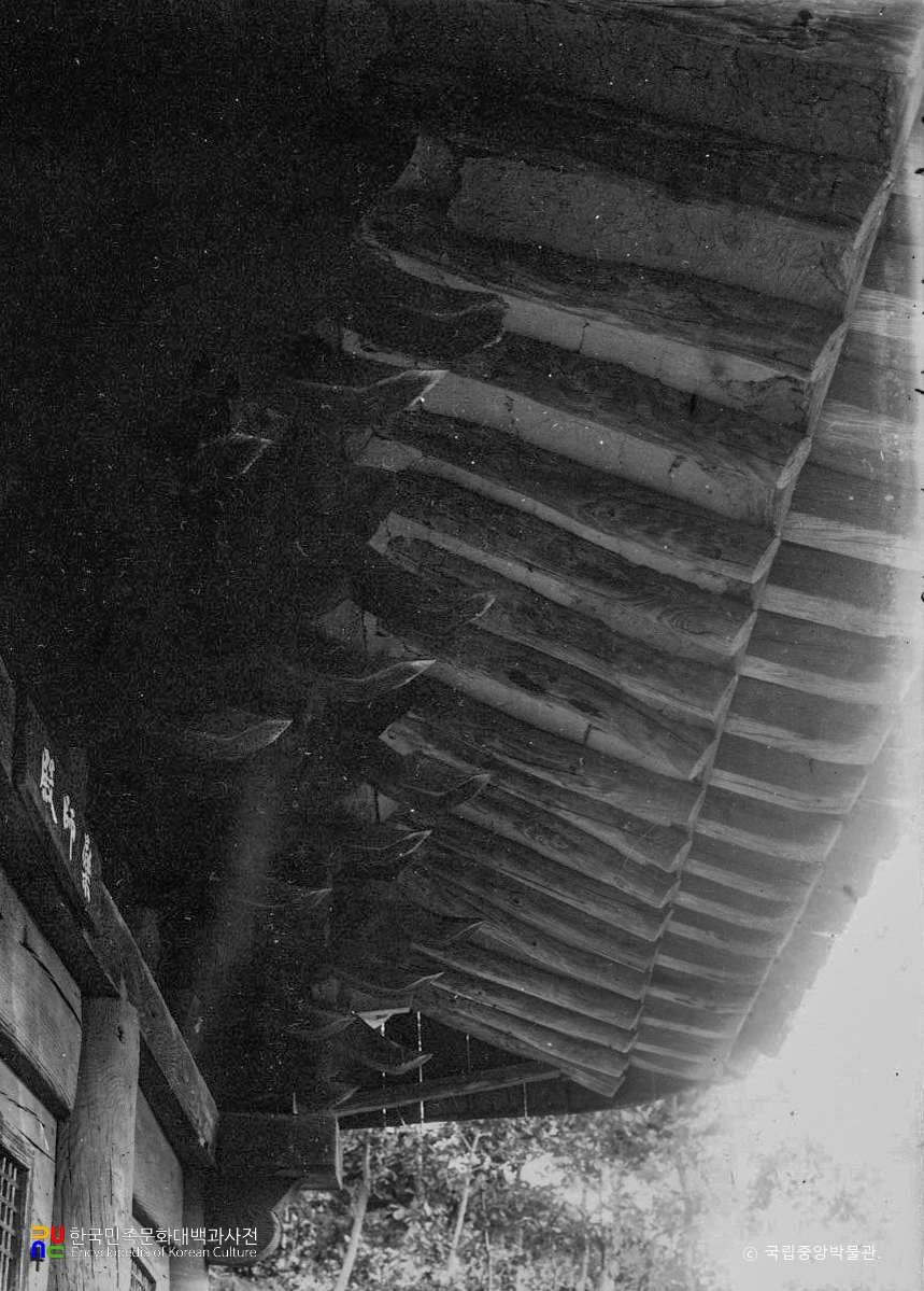 고창 선운사 중 참당암 약사전 처마