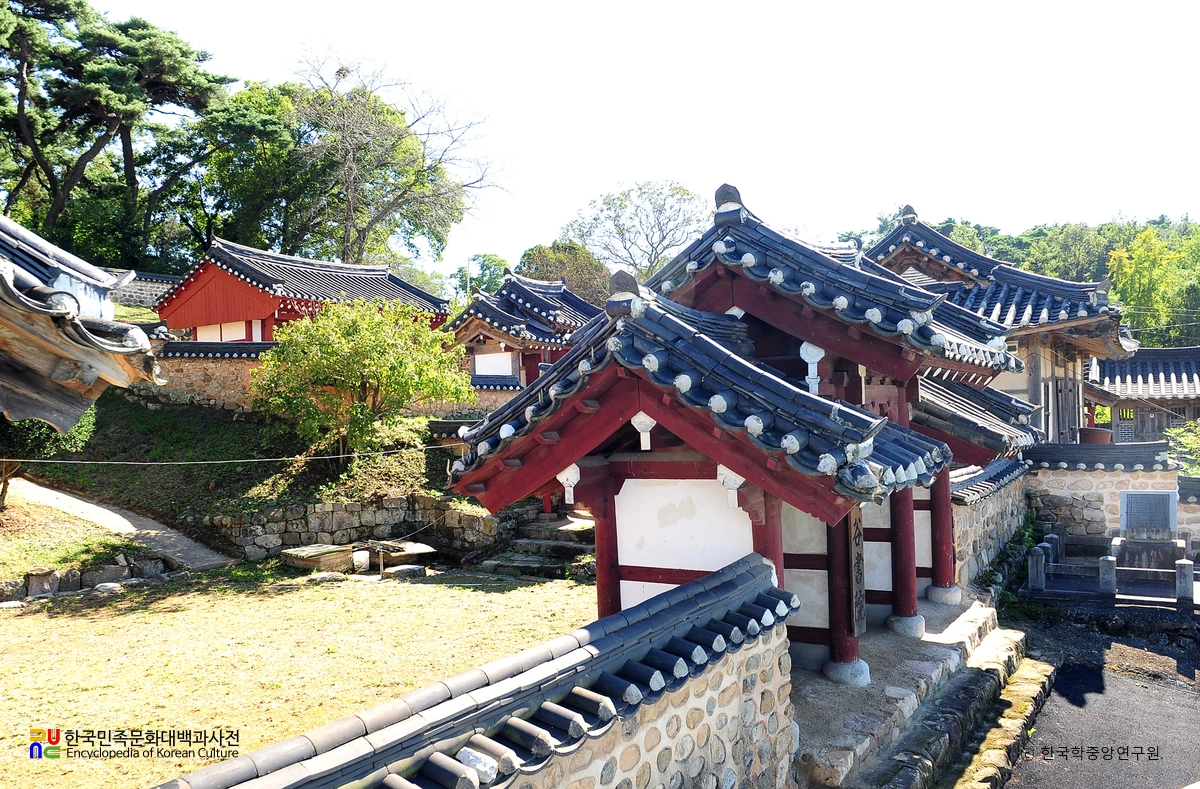 장흥 연곡서원 전경